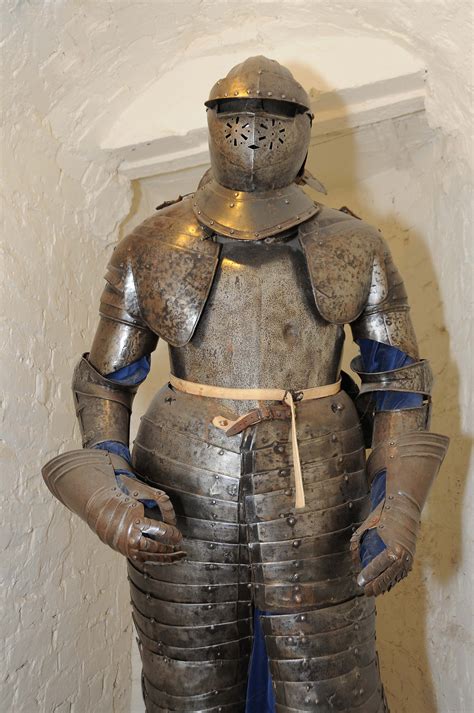 armour dating